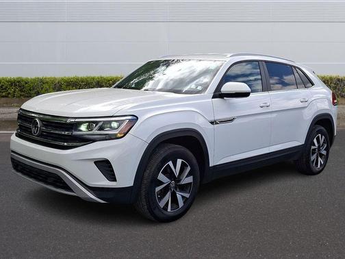 Pure White 2020 Volkswagen Atlas Cross Sport 2.0T SE
