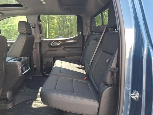 Blue 2026 GMC Sierra 1500 Elevation