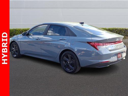 2022 Hyundai ELANTRA HEV Blue