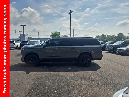 2022 Cadillac Escalade ESV Sport Platinum