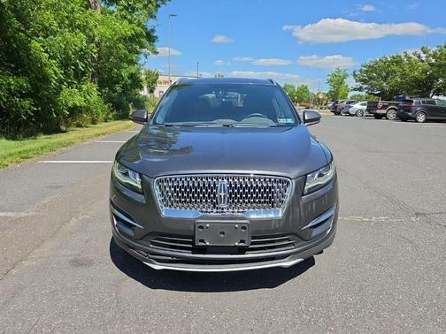 Magnetic Gray Metallic 2019 Lincoln MKC Standard