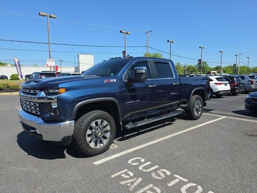 Blue Metallic 2023 Chevrolet Silverado 2500 LT