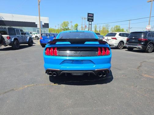 Grabber Blue 2022 Ford Mustang GT