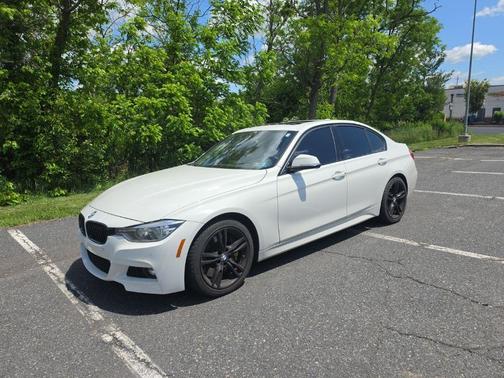 Alpine White 2018 BMW 340 i xDrive