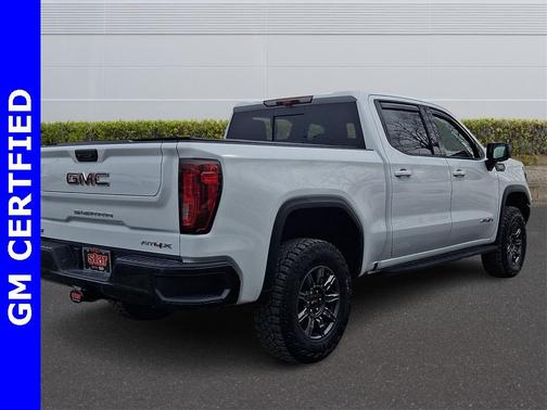 2025 GMC Sierra 1500 AT4X