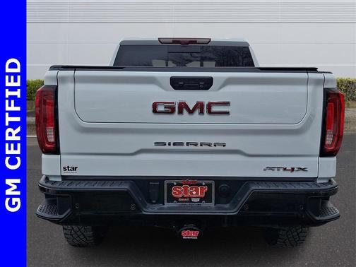 2025 GMC Sierra 1500 AT4X