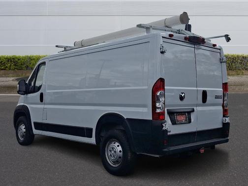 Bright White Clearcoat 2023 RAM ProMaster 3500 Low Roof