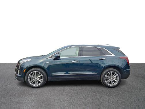 Emerald 2025 Cadillac XT5 Premium Luxury