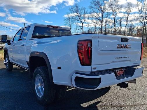 2026 GMC Sierra 3500 Denali