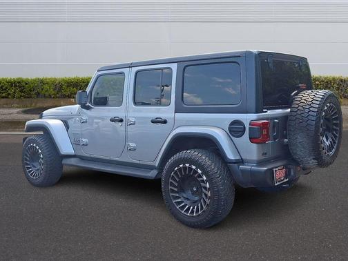 Billet Silver Clearcoat Metallic 2021 Jeep Wrangler Unlimited Sahara