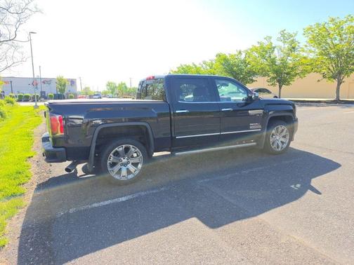 Onyx Black 2017 GMC Sierra 1500 Denali