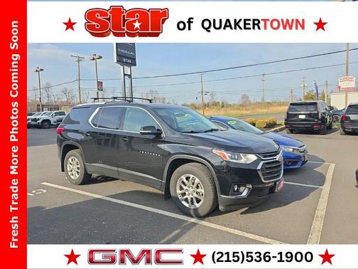 Black Metallic 2018 Chevrolet Traverse LT Cloth