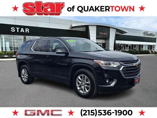 Mosaic Black Metallic 2018 Chevrolet Traverse LT Cloth