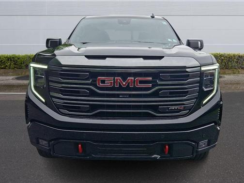Onyx Black 2024 GMC Sierra 1500 AT4
