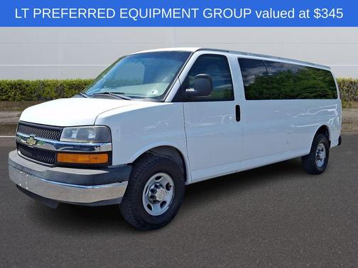 Summit White 2014 Chevrolet Express 3500 LT