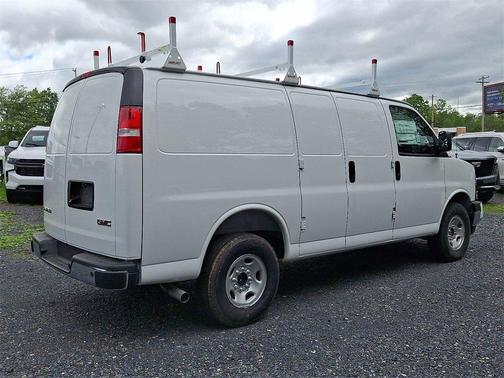 2025 GMC Savana 2500 Work Van