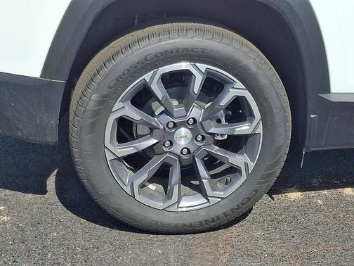 White 2026 GMC Terrain Elevation