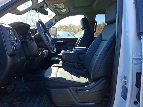 2025 GMC Sierra 3500 Pro