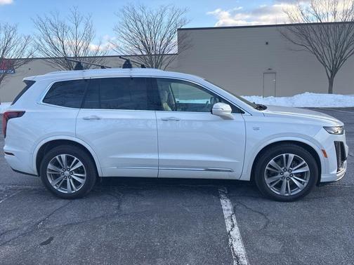 2021 Cadillac XT6 Premium Luxury AWD