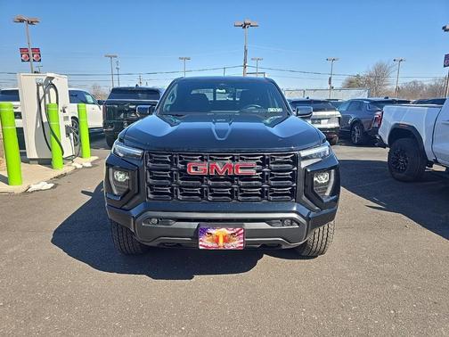 2024 GMC Canyon Elevation