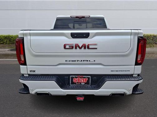 White Frost Tri-Coat 2024 GMC Sierra 1500 Denali