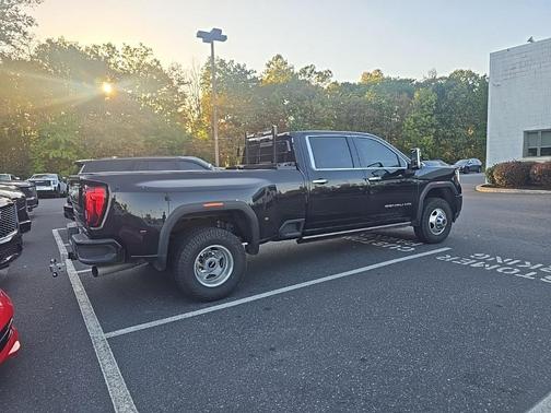 2023 GMC Sierra 3500 Denali