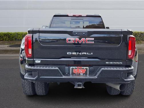 2023 GMC Sierra 3500 Denali