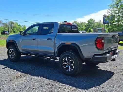 2025 GMC Canyon AT4