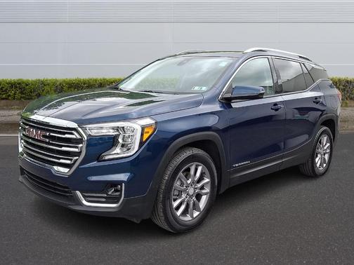 Marine Metallic 2022 GMC Terrain SLT