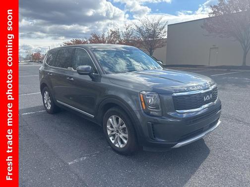 2022 Kia Telluride LX