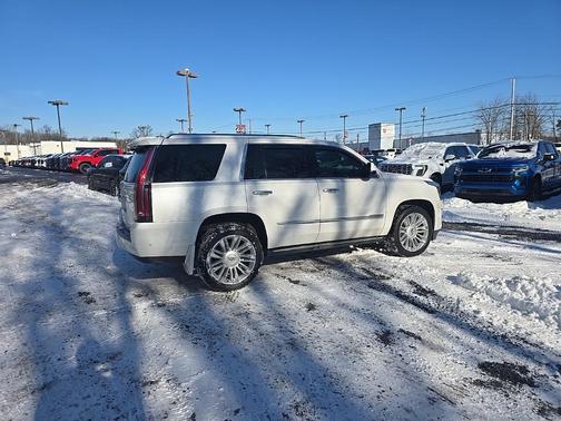 2018 Cadillac Escalade Platinum