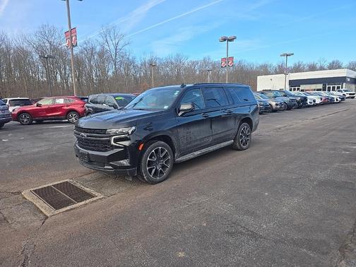 2022 Chevrolet Suburban RST
