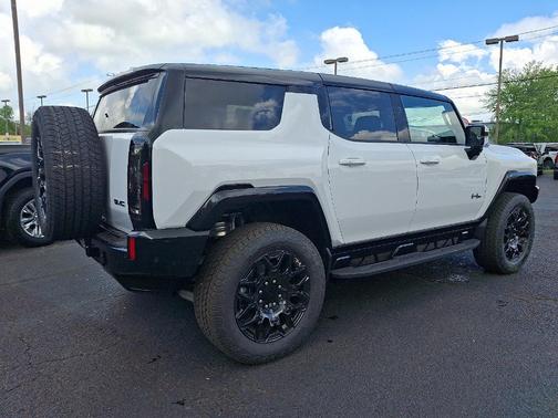 2025 GMC HUMMER EV SUV 2X