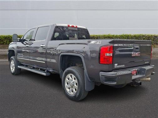 2015 GMC Sierra 3500 Denali