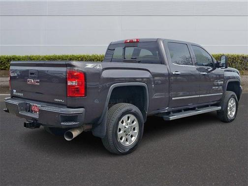 2015 GMC Sierra 3500 Denali