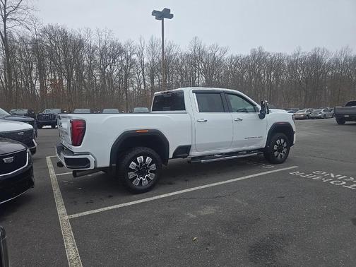 2024 GMC Sierra 2500 Denali