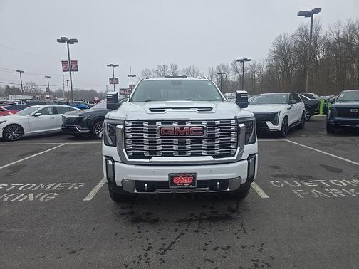 2024 GMC Sierra 2500 Denali