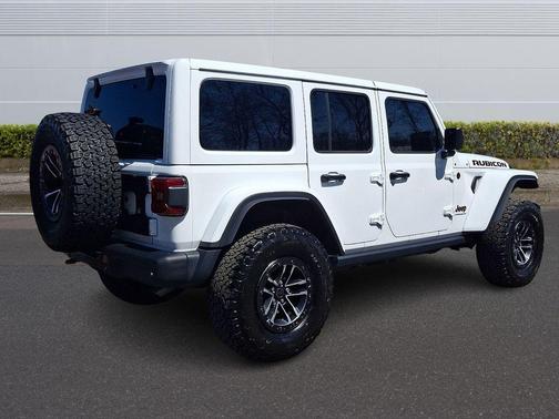 Bright White Clearcoat 2026 Jeep Wrangler Rubicon