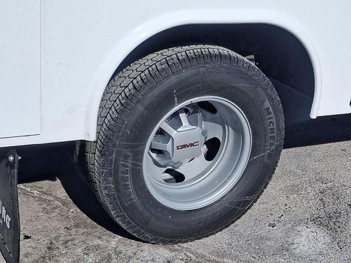 White 2026 GMC Sierra 3500 Pro