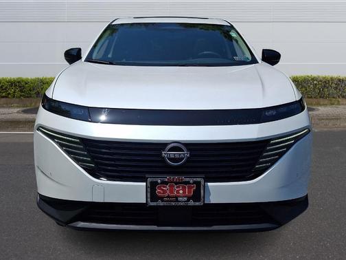 Everest White P 2025 Nissan Murano SL