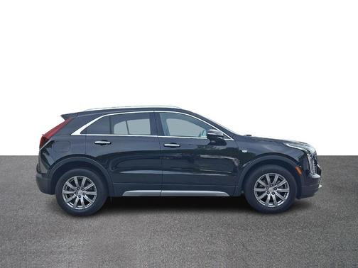 Stellar Black Metallic 2023 Cadillac XT4 Premium Luxury