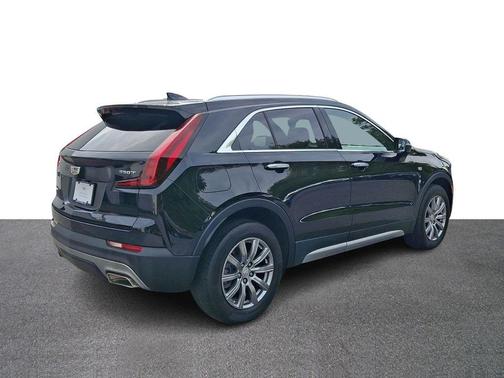 Stellar Black Metallic 2023 Cadillac XT4 Premium Luxury