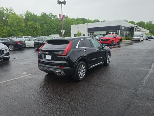 Black Metallic 2023 Cadillac XT4 Premium Luxury