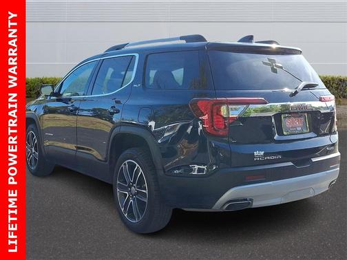 2021 GMC Acadia SLT