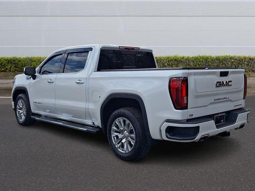 White Frost Tricoat 2022 GMC Sierra 1500 Denali