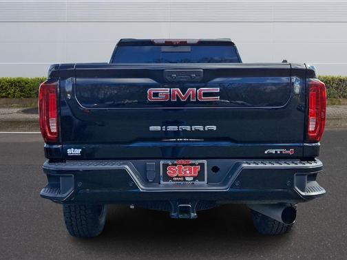 2023 GMC Sierra 2500 AT4