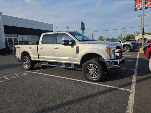 Ingot Silver 2017 Ford F-250 Lariat