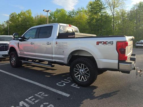 Ingot Silver 2017 Ford F-250 Lariat