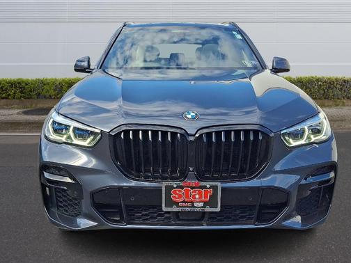 2022 BMW X5 M50i