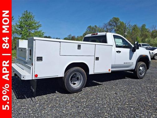 2025 GMC Sierra 3500 Pro